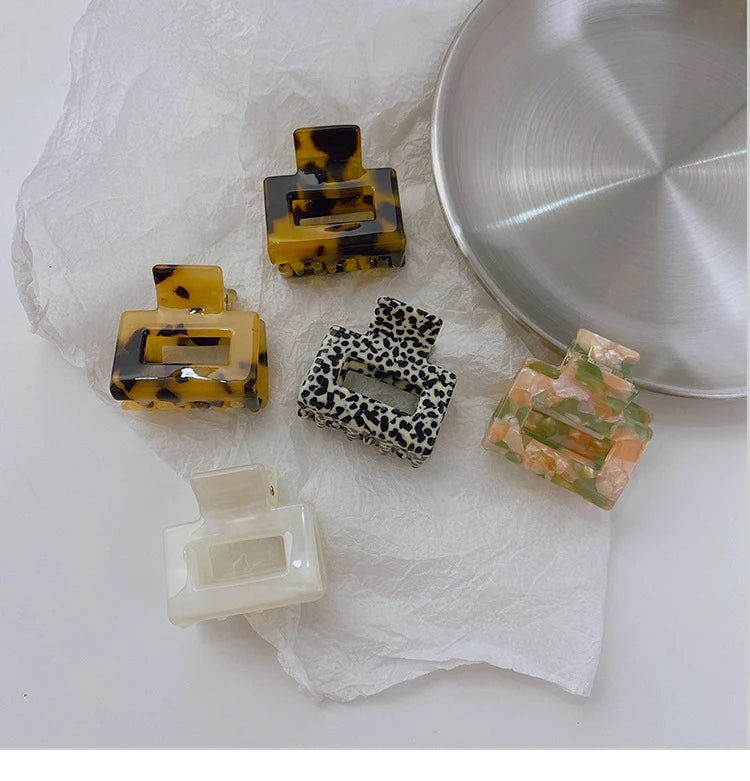 2024 Korea New Fine Vintage Women 3.5CM Small Hairpins Acrylic Tortoise-Shell Square Crab Hair Claw Clips For Girls Accessories