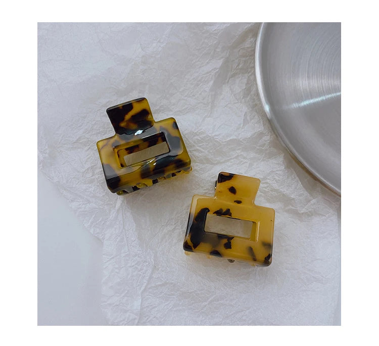 2024 Korea New Fine Vintage Women 3.5CM Small Hairpins Acrylic Tortoise-Shell Square Crab Hair Claw Clips For Girls Accessories