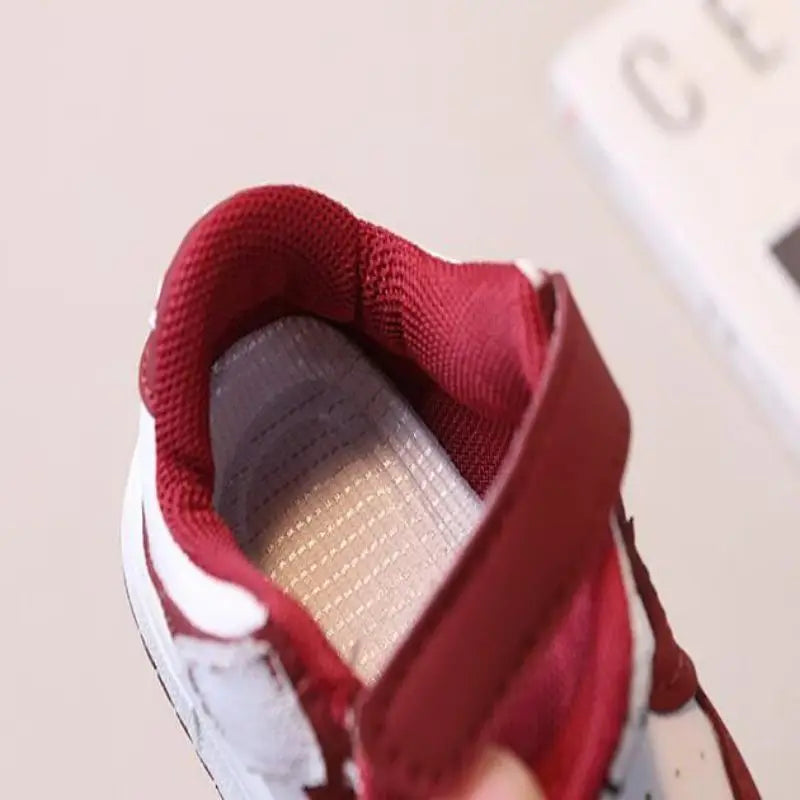 Autumn Children's Sports Shoes Boys' Casual Board Shoes Girls' Baby Shoes Fashionable Soft Soled Baby Shoes For Ages 1-6