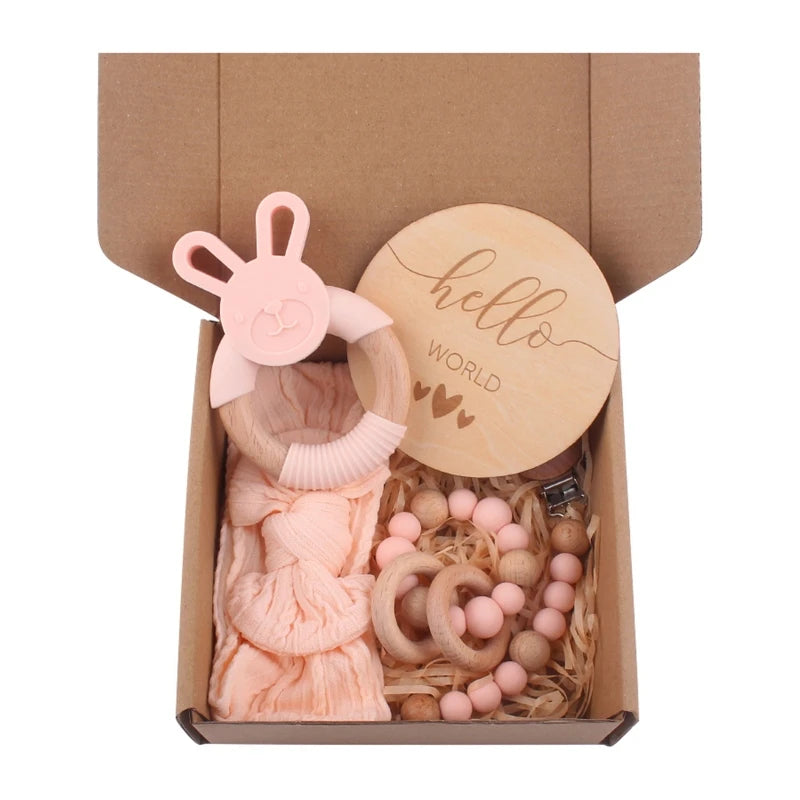 Baby Bath Towel Set Bibs Double Sided Cotton Blanket Wooden Rattle Brushs Pacifier Chain Bracelet Baby Stuff Home Newborn Gifts