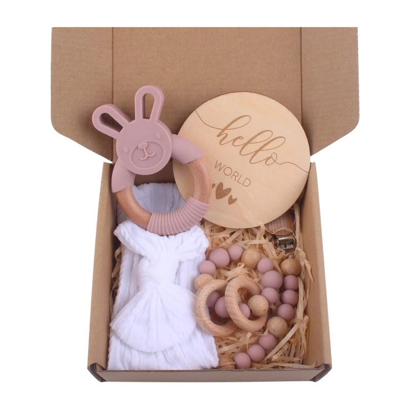 Baby Bath Towel Set Bibs Double Sided Cotton Blanket Wooden Rattle Brushs Pacifier Chain Bracelet Baby Stuff Home Newborn Gifts
