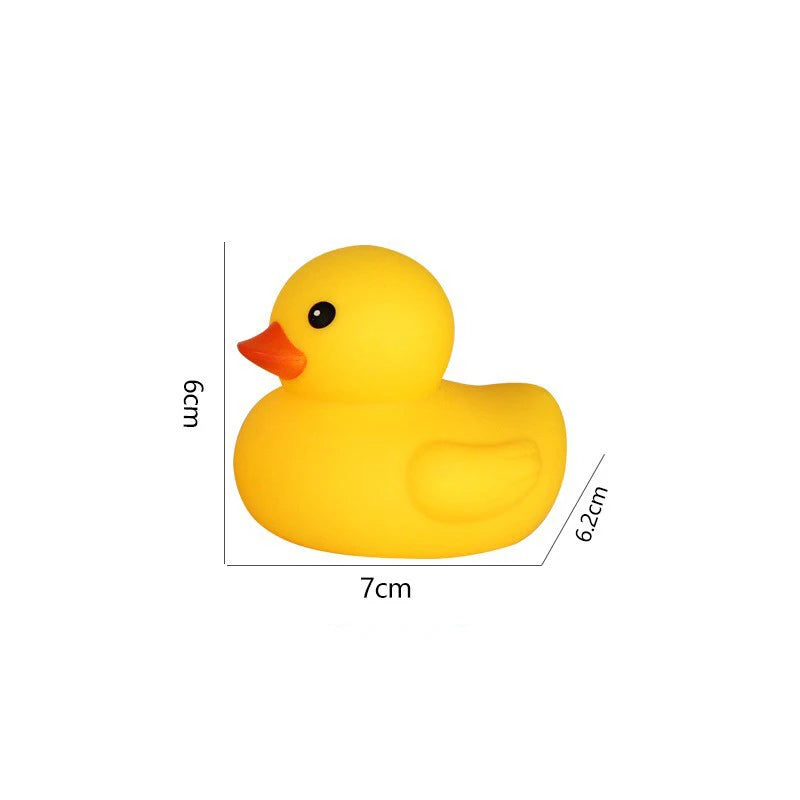 Baby Bath Toys Cute Duck Baby Gift Bathroom Rubber Large Yellow Duck Bathing Playing Water Kawaii Squeeze Float Ducks