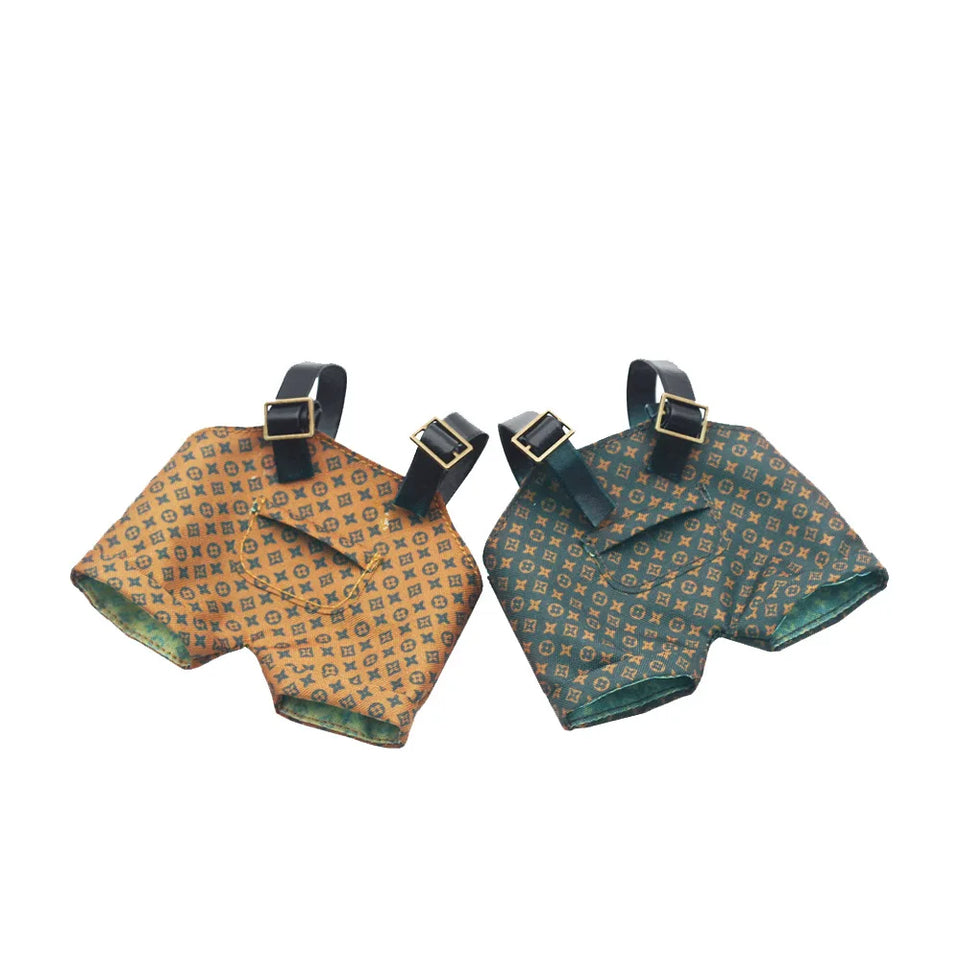 Clothes only] one or two generations of blind box sitting party baby clothes plush doll printed bib fashion suit casual