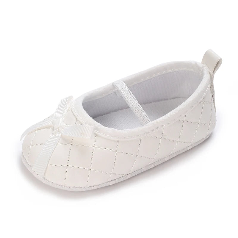 Newborn Baby Shoes Classic Fashion Mary Jane Ballet Flat Shoes Non slip Bow Baby Shoes Preschool Baptist Soft Sole Walking Shoes