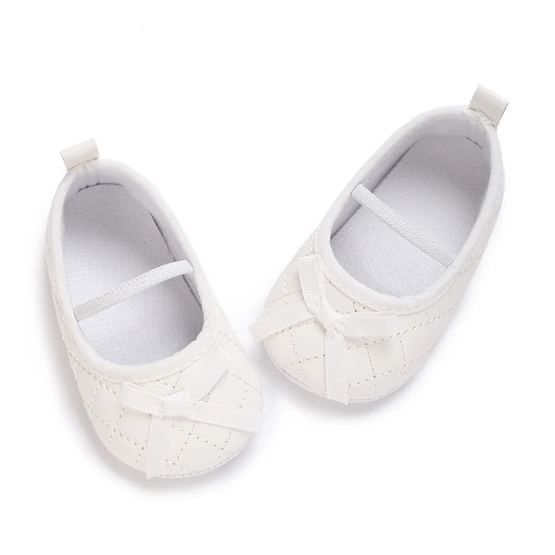 Newborn Baby Shoes Classic Fashion Mary Jane Ballet Flat Shoes Non slip Bow Baby Shoes Preschool Baptist Soft Sole Walking Shoes
