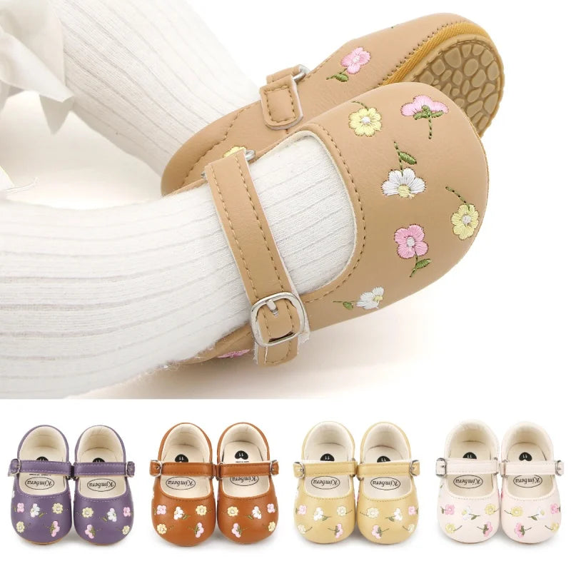 New Baby Shoes Embroidered Girl Baby Shoes Mary Jane Flat Shoes Princess Shoes Non slip Rubber Soles 0-18M Newborn